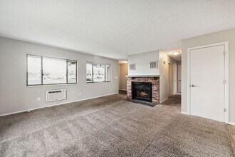 2193 35th Ave Ct in Greeley, CO - Building Photo - Building Photo