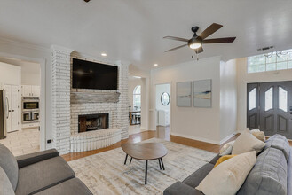 7701 Ridgeway Ct in North Richland Hills, TX - Building Photo - Building Photo