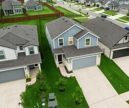 137 Bennington Dr in Liberty Hill, TX - Building Photo - Building Photo