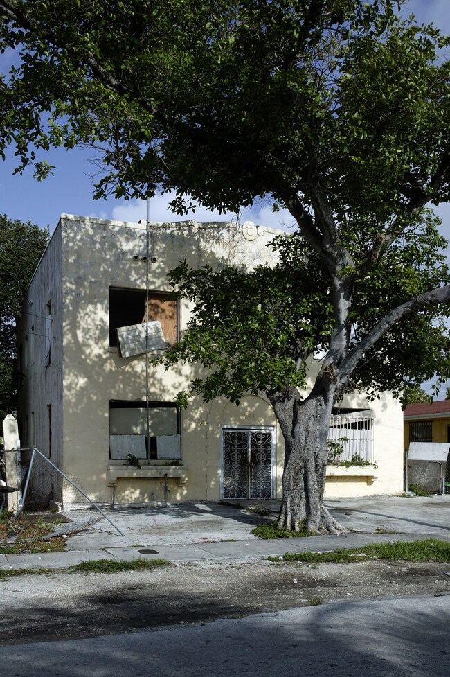 3644 NW 21st Ct in Miami, FL - Building Photo - Building Photo