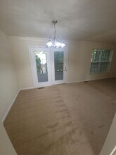 527 Upland St in Pottstown, PA - Building Photo - Building Photo