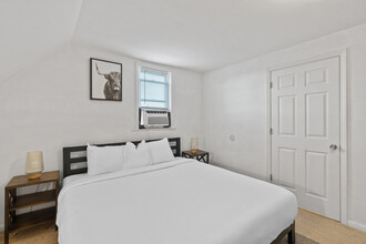 35 W 50th St in Bayonne, NJ - Building Photo - Building Photo