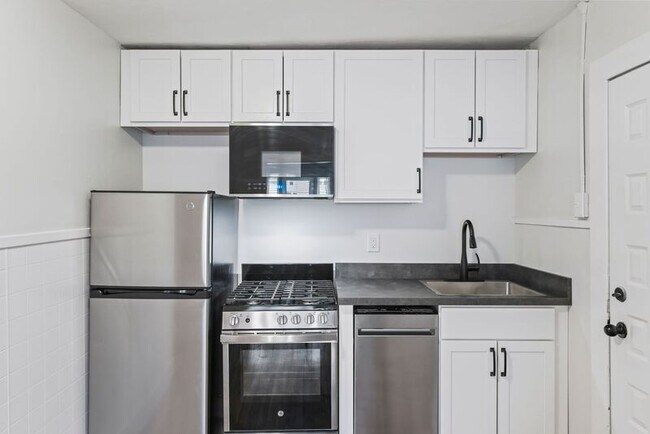 2 New St in South Glens Falls, NY - Building Photo - Building Photo