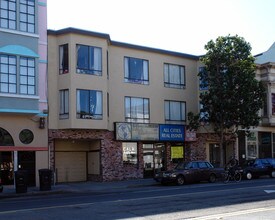 1155 Valencia St in San Francisco, CA - Foto de edificio - Building Photo