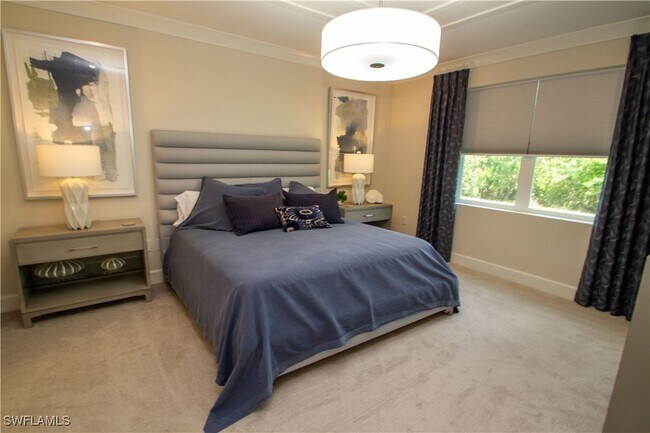 property at 172 Indies Dr E