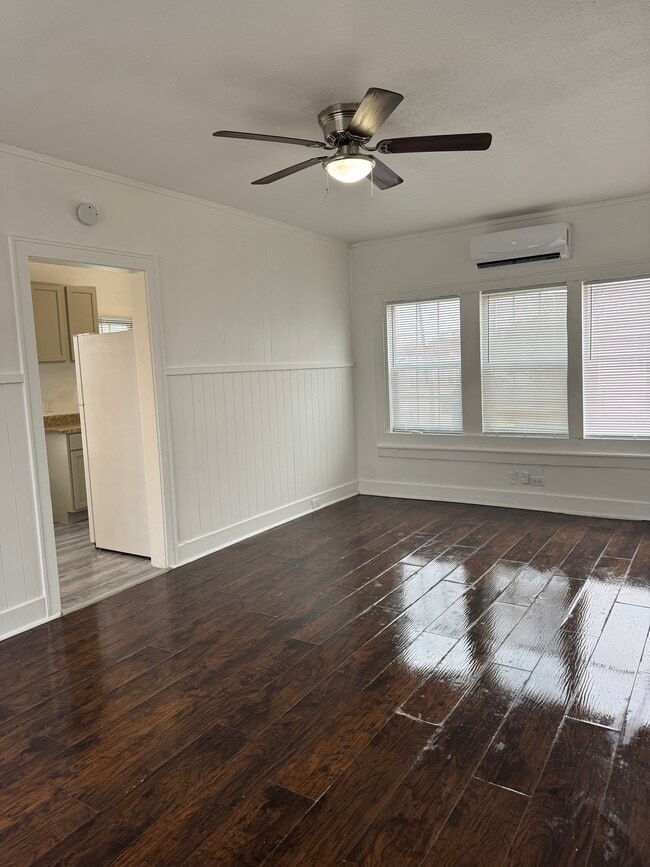 2202 Cincinnati Ave, Unit 2202