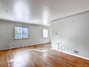 2491 S Corona St in Denver, CO - Building Photo - Building Photo