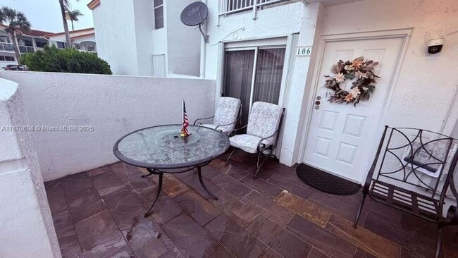 7640 SW 153rd Ct in Miami, FL - Building Photo - Building Photo