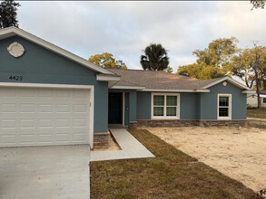 4423 NE 8th Pl in Ocala, FL - Building Photo - Building Photo