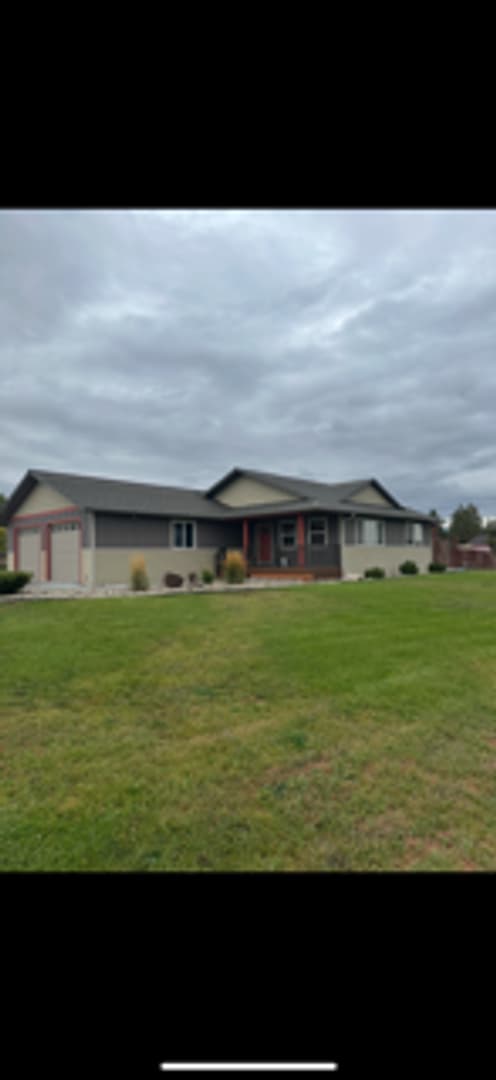 property at 615 Folly Ln