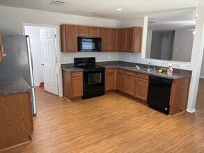 1601 Rialto Way in Justin, TX - Building Photo - Building Photo