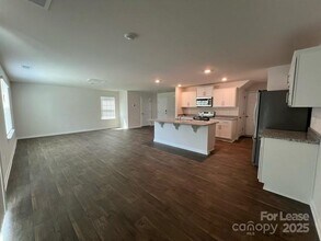 2118 Allium Dr in Charlotte, NC - Building Photo - Building Photo