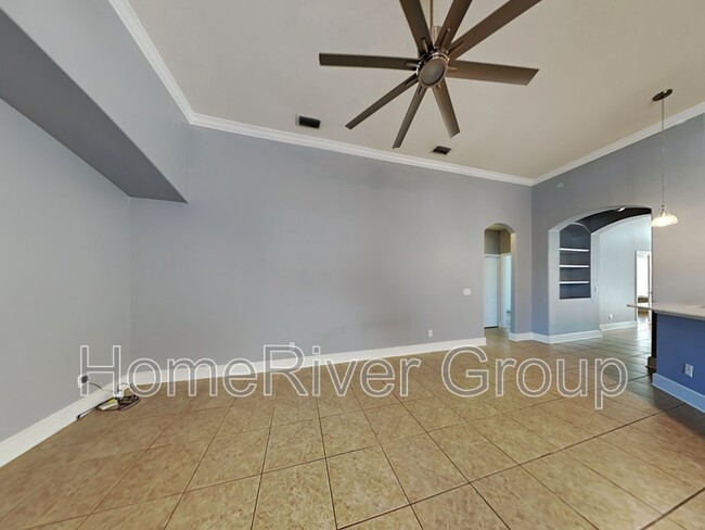 property at 2618 Bonterra Blvd
