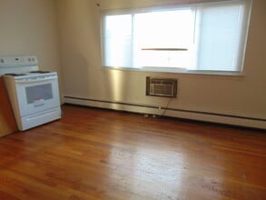 1907 14th Ave in Broadview, IL - Building Photo - Building Photo