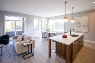 551 E 47th St-Unit -3 in Chicago, IL - Building Photo - Building Photo