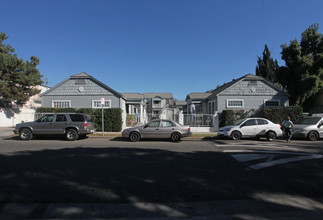 1164-1168 Mariposa Ave in Los Angeles, CA - Building Photo - Building Photo