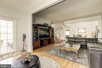 43531 Heritage Gap Terrace in Chantilly, VA - Building Photo - Building Photo