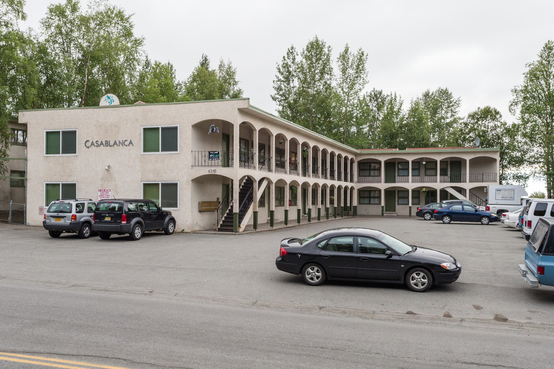 Casablanca Apartments in Anchorage, AK - Building Photo