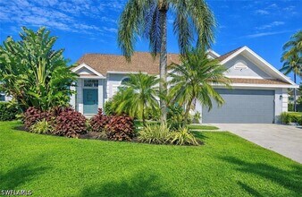 3639 Kent Dr in Naples, FL - Building Photo - Building Photo