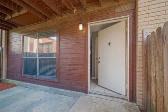 12905 Woodforest Blvd in Houston, TX - Building Photo - Building Photo
