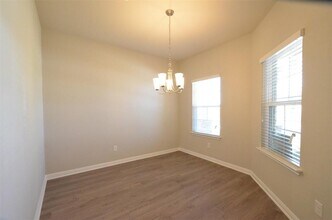 2105 Port Ellen Dr in Round Rock, TX - Foto de edificio - Building Photo