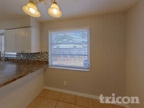 1753 Linwood Cir in Clearwater, FL - Building Photo - Building Photo