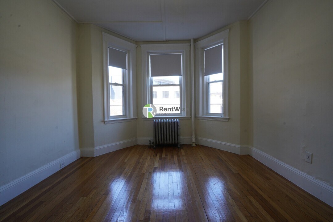 1179 Boylston St in Boston, MA - Building Photo