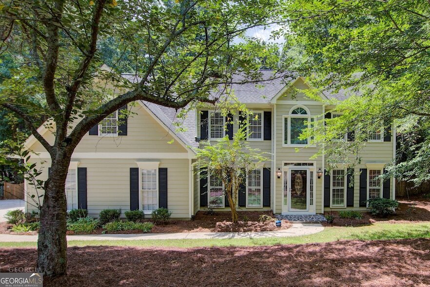 100 Kimmer Rd in Peachtree City, GA - Building Photo