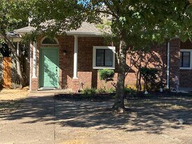 109 Misty Ct in Waxahachie, TX - Building Photo