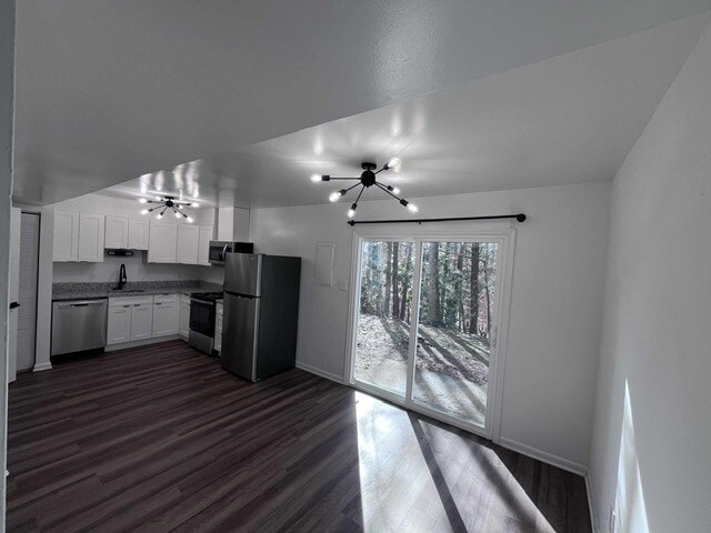 property at 2736 Gatewood Cir