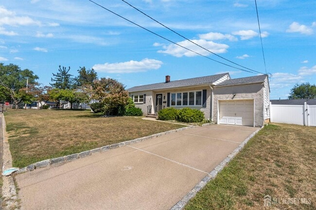 41 Herbert Ave in Spotswood, NJ - Building Photo - Building Photo
