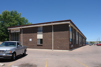 Amber Meadow Apartments in Colorado Springs, CO - Foto de edificio - Building Photo