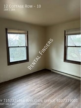 12 Cottage Row in Marinette, WI - Building Photo - Building Photo