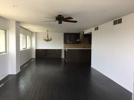 10701 Wilshire Blvd, Unit 1003 in Los Angeles, CA - Building Photo