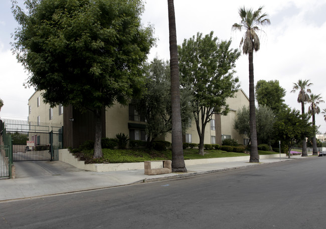 1935 S La Salle Ave in Los Angeles, CA - Foto de edificio - Building Photo