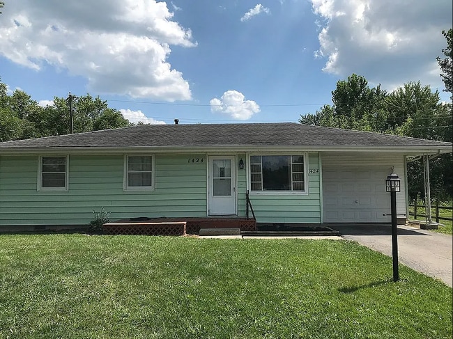 property at 1424 Southwood Dr