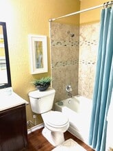 6402 Walnut Springs Dr in Arlington, TX - Building Photo - Building Photo
