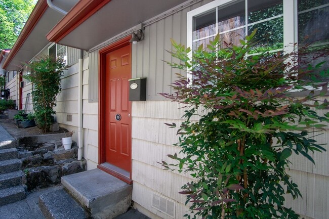 property at 5025 S Corbett Ave