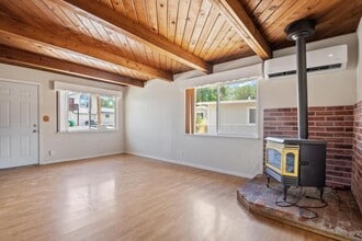 335 Raffetto Dr in Reno, NV - Building Photo - Building Photo