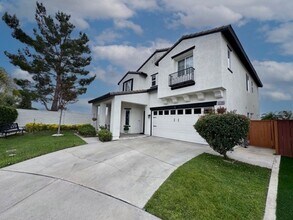 32358 Gardenvail Dr in Temecula, CA - Building Photo - Building Photo