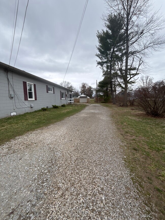 866 Harlan St in Plainfield, IN - Foto de edificio - Building Photo