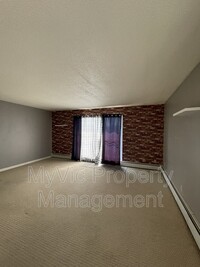 5016-5051 51 Ave in Leduc, AB - Building Photo - Building Photo