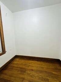 1104 N Ashland Ave, Unit 1R in Chicago, IL - Building Photo - Building Photo