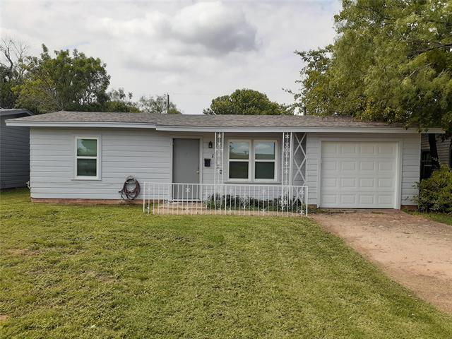 property at 1110 Briarwood St