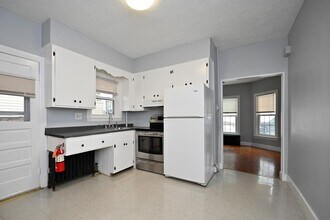 6 Beacon St in Nashua, NH - Building Photo - Building Photo