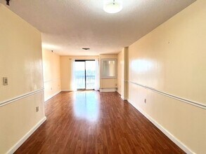 90 Quincy Shore Dr in Quincy, MA - Building Photo - Building Photo