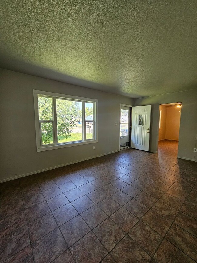 908 Lemmon Ave in Rapid City, SD - Building Photo - Building Photo