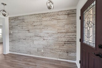 18102 Clayton Bluff Ln in Cypress, TX - Foto de edificio - Building Photo