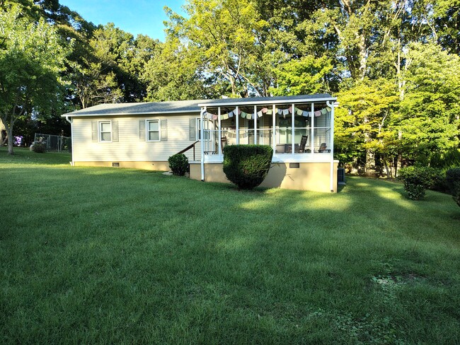property at 5512 Dobson Rd