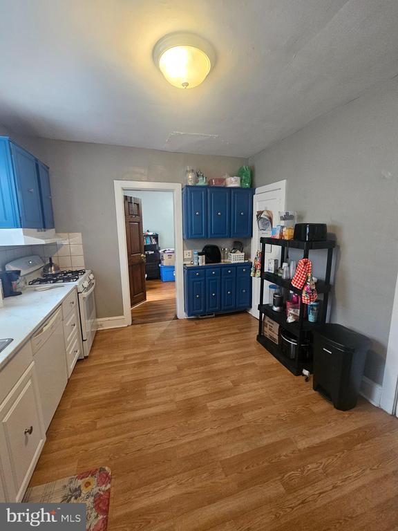 412 Maple St in Jenkintown, PA - Building Photo - Building Photo